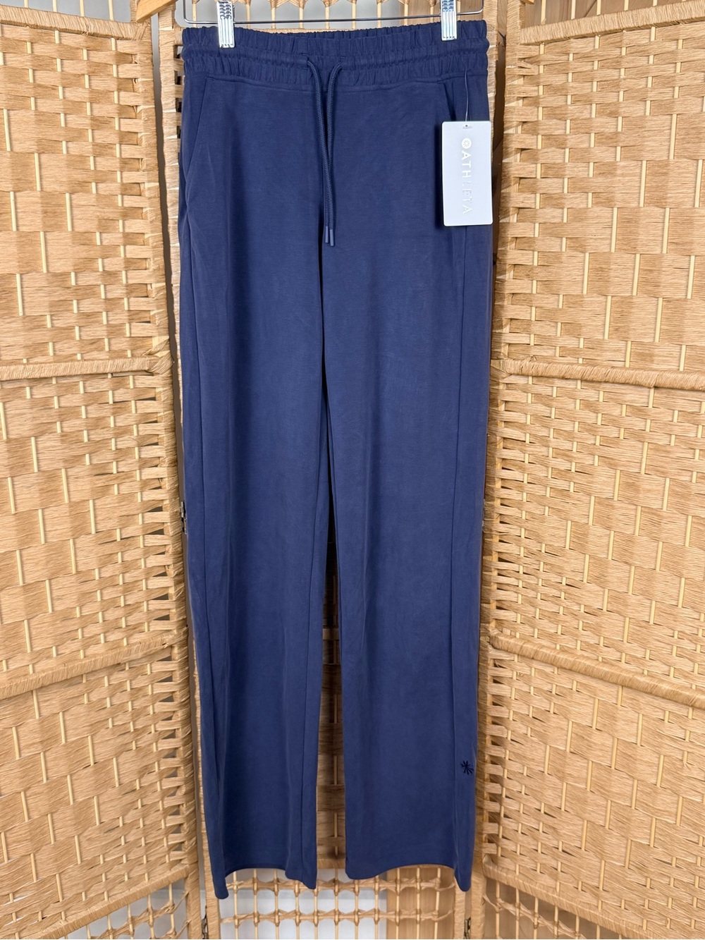 NWT Athleta Seasoft Straight Leg Pants Size XS/T Charcoal/Black